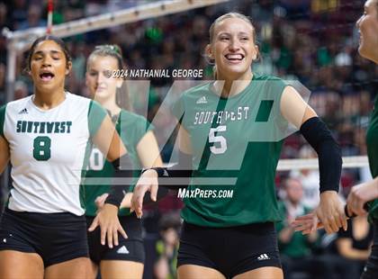 Thumbnail 1 in Lincoln Southwest vs. Millard West (NSAA Class A Quarterfinal) photogallery.