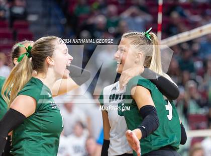 Thumbnail 2 in Lincoln Southwest vs. Millard West (NSAA Class A Quarterfinal) photogallery.