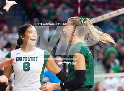 Thumbnail 3 in Lincoln Southwest vs. Millard West (NSAA Class A Quarterfinal) photogallery.
