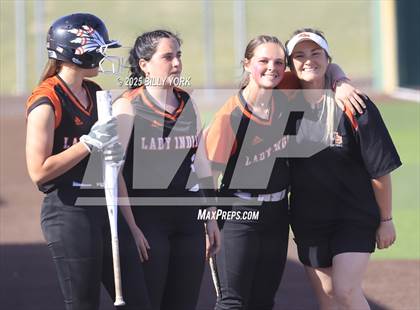 Thumbnail 3 in Grand Saline vs Winona photogallery.
