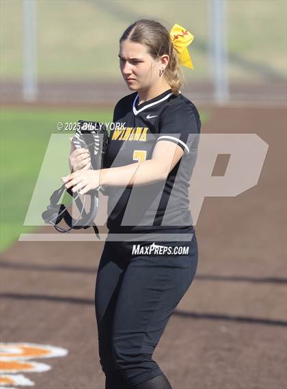 Thumbnail 3 in Grand Saline vs Winona photogallery.