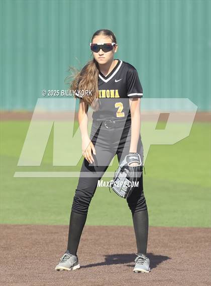 Thumbnail 3 in Grand Saline vs Winona photogallery.