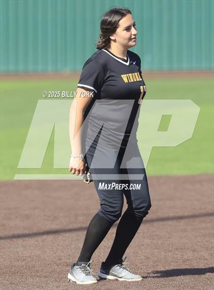 Thumbnail 3 in Grand Saline vs Winona photogallery.