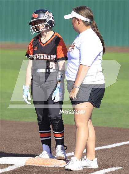 Thumbnail 1 in Grand Saline vs Winona photogallery.