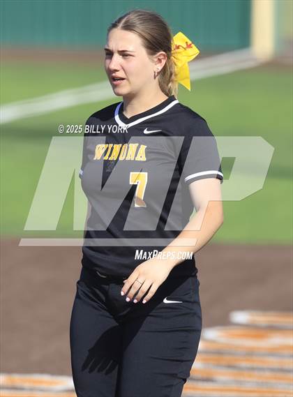 Thumbnail 3 in Grand Saline vs Winona photogallery.