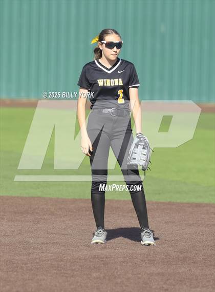 Thumbnail 1 in Grand Saline vs Winona photogallery.