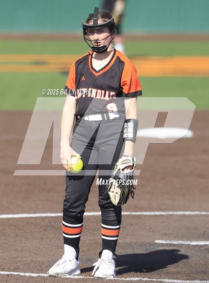Thumbnail 3 in Grand Saline vs Winona photogallery.