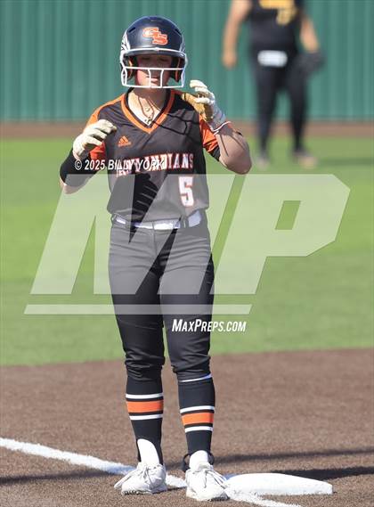 Thumbnail 2 in Grand Saline vs Winona photogallery.