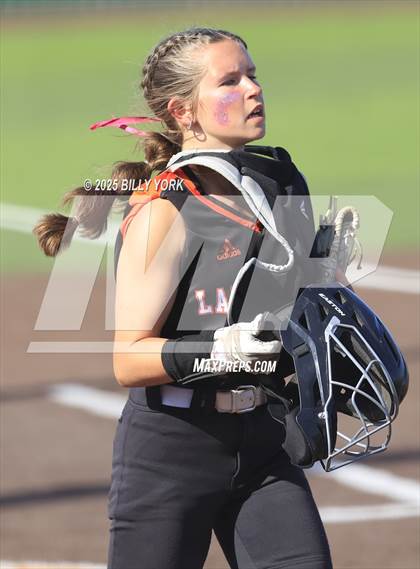 Thumbnail 2 in Grand Saline vs Winona photogallery.