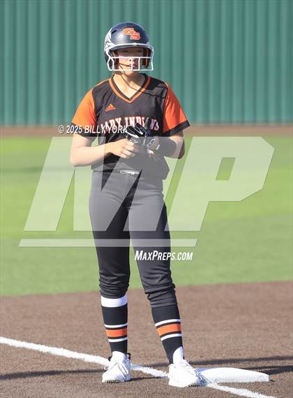 Thumbnail 1 in Grand Saline vs Winona photogallery.