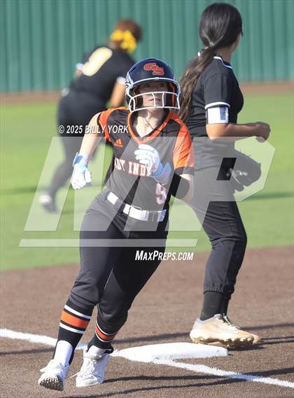 Thumbnail 2 in Grand Saline vs Winona photogallery.