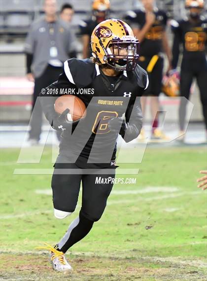 Thumbnail 1 in Mountain Pointe vs. Chandler (AIA 6A Final) photogallery.