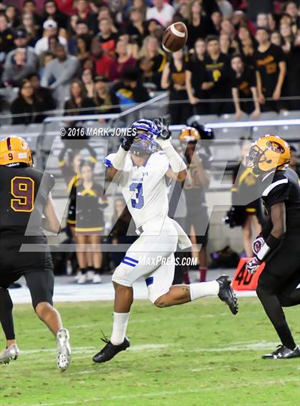 Thumbnail 1 in Mountain Pointe vs. Chandler (AIA 6A Final) photogallery.