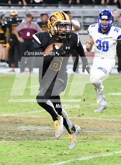 Thumbnail 3 in Mountain Pointe vs. Chandler (AIA 6A Final) photogallery.