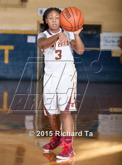 Thumbnail 3 in Middletown South vs Gloucester Catholic (97.3 ESPN Shootout) photogallery.