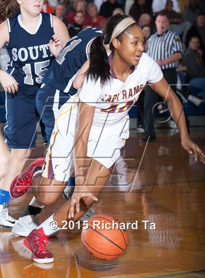 Thumbnail 1 in Middletown South vs Gloucester Catholic (97.3 ESPN Shootout) photogallery.