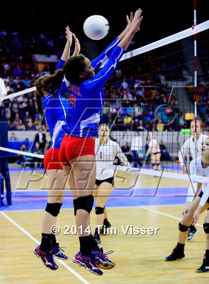 Thumbnail 3 in Cherry Creek vs. Chatfield (CHSAA 5A Playoff) photogallery.