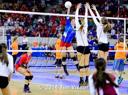 Thumbnail 3 in Cherry Creek vs. Chatfield (CHSAA 5A Playoff) photogallery.
