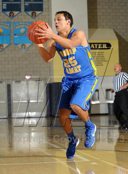 Thumbnail 3 in Bishop Amat vs. Citrus Valley (I Have a Dream Classic) photogallery.