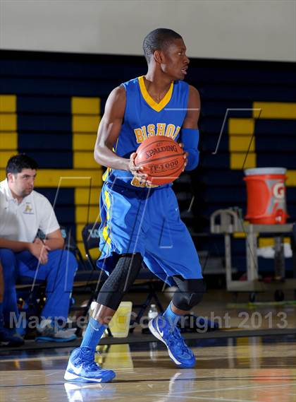 Thumbnail 1 in Bishop Amat vs. Citrus Valley (I Have a Dream Classic) photogallery.