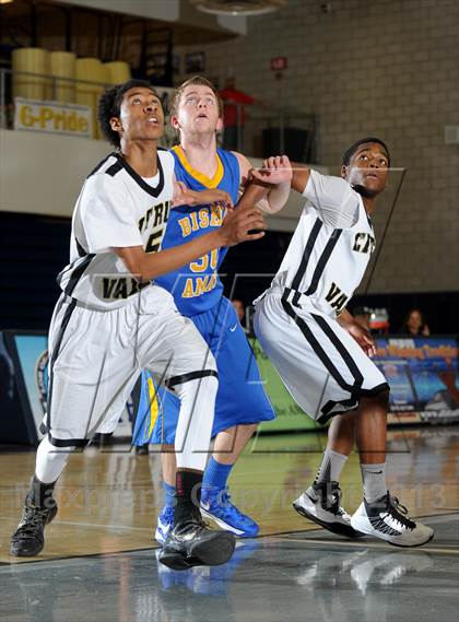 Thumbnail 3 in Bishop Amat vs. Citrus Valley (I Have a Dream Classic) photogallery.