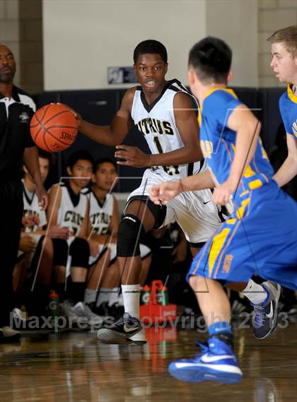 Thumbnail 3 in Bishop Amat vs. Citrus Valley (I Have a Dream Classic) photogallery.