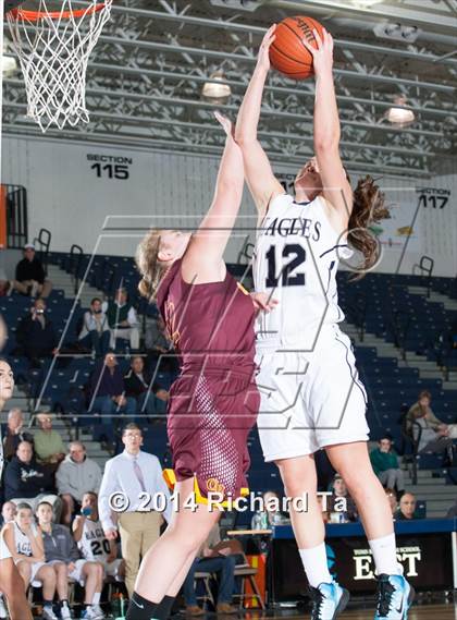 Thumbnail 2 in Central Regional vs Middletown South (WOBM Christmas Classic) photogallery.