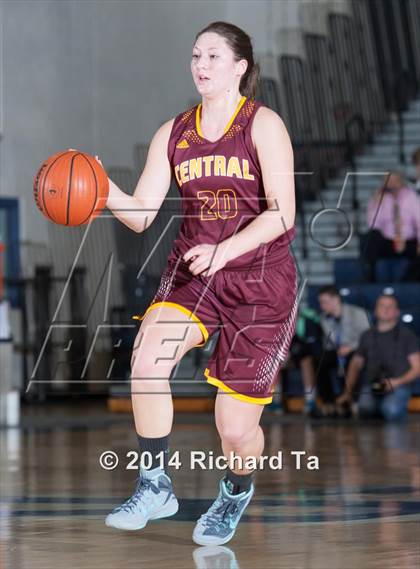 Thumbnail 2 in Central Regional vs Middletown South (WOBM Christmas Classic) photogallery.