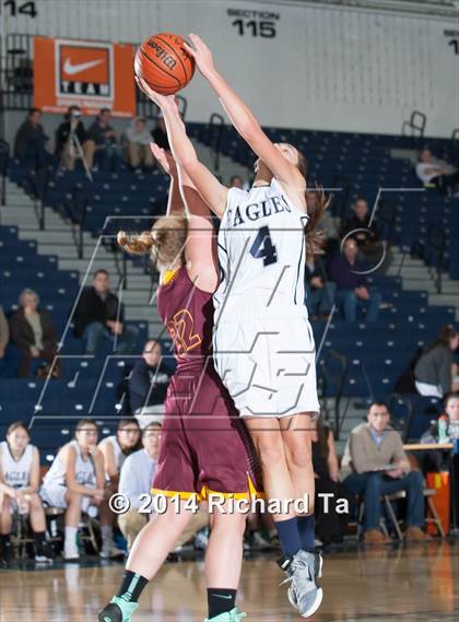 Thumbnail 3 in Central Regional vs Middletown South (WOBM Christmas Classic) photogallery.