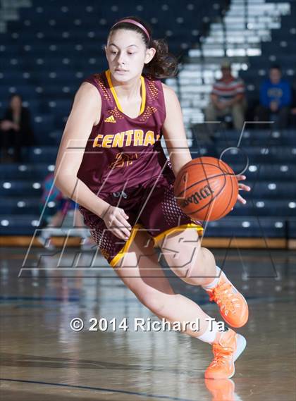 Thumbnail 3 in Central Regional vs Middletown South (WOBM Christmas Classic) photogallery.