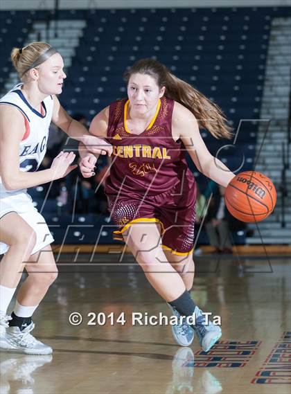 Thumbnail 3 in Central Regional vs Middletown South (WOBM Christmas Classic) photogallery.