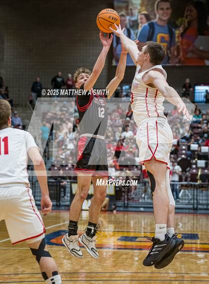 Thumbnail 1 in Kanab vs. South Sevier (UHSAA 2A Finals) photogallery.