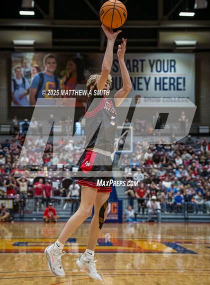Thumbnail 2 in Kanab vs. South Sevier (UHSAA 2A Finals) photogallery.