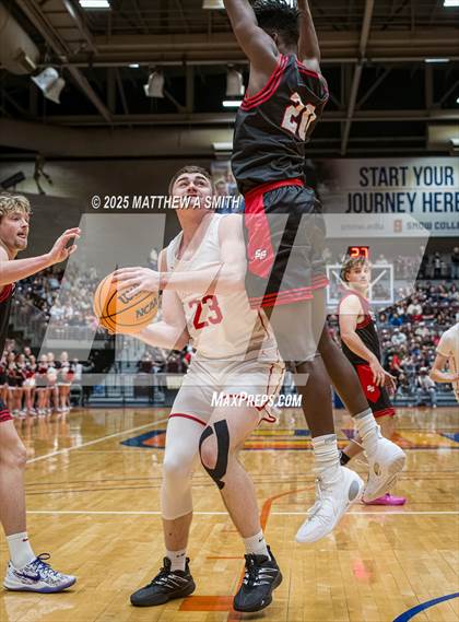 Thumbnail 1 in Kanab vs. South Sevier (UHSAA 2A Finals) photogallery.