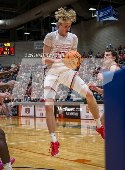 Thumbnail 2 in Kanab vs. South Sevier (UHSAA 2A Finals) photogallery.