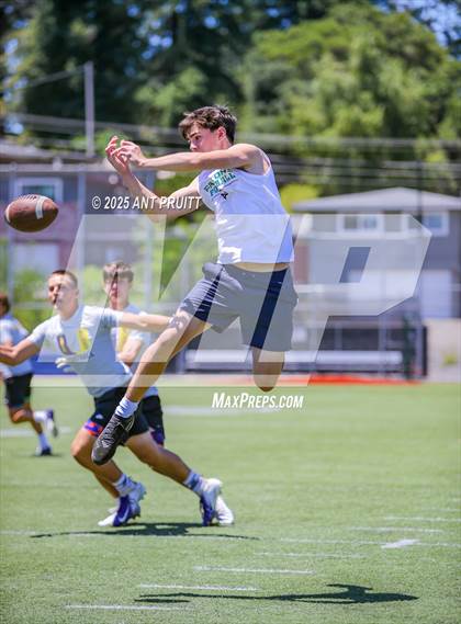 Thumbnail 2 in Archie Williams vs Ukiah (D1 Bound Academy 7 on 7 Tournament) photogallery.
