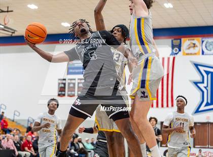 Thumbnail 1 in Montverde Academy vs Dynamic Prep (Chipotle Nationals Round 1) photogallery.