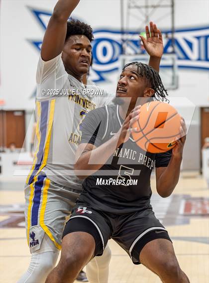Thumbnail 1 in Montverde Academy vs Dynamic Prep (Chipotle Nationals Round 1) photogallery.