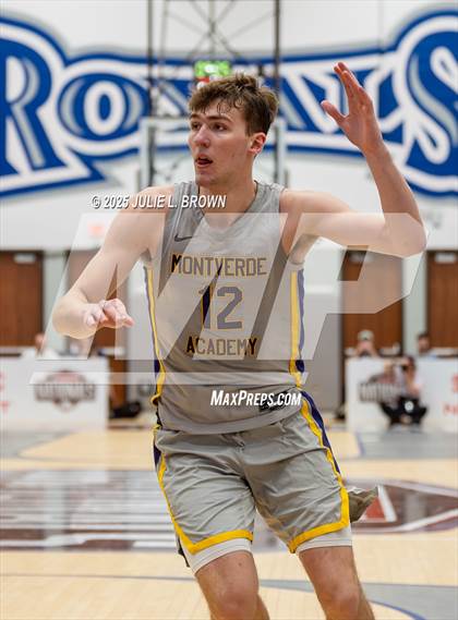 Thumbnail 1 in Montverde Academy vs Dynamic Prep (Chipotle Nationals Round 1) photogallery.