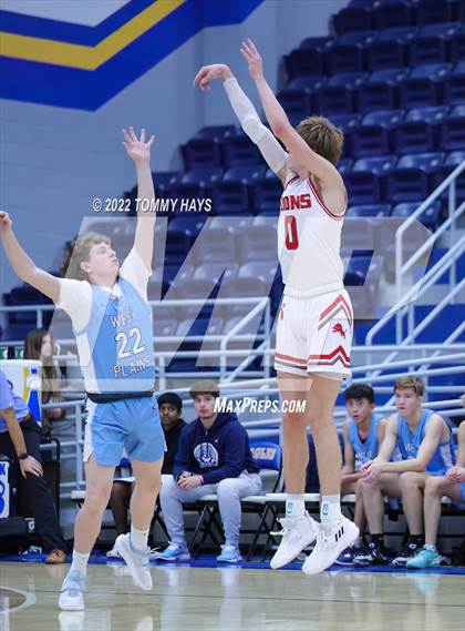 Thumbnail 1 in West Plains vs Ponder (Brock Showcase) photogallery.
