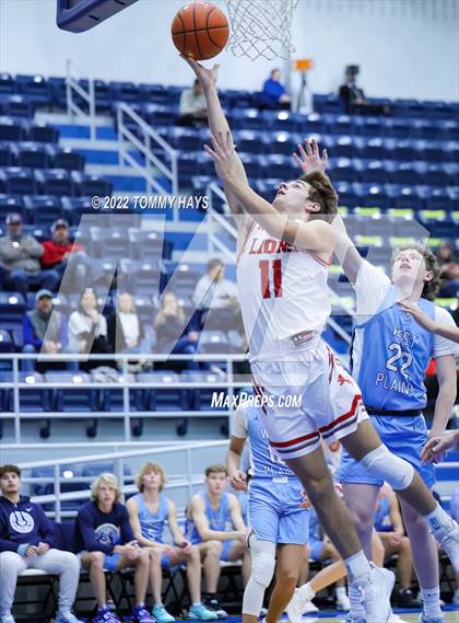 Thumbnail 1 in West Plains vs Ponder (Brock Showcase) photogallery.
