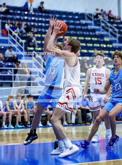 Thumbnail 1 in West Plains vs Ponder (Brock Showcase) photogallery.