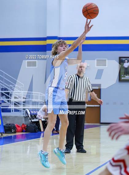 Thumbnail 2 in West Plains vs Ponder (Brock Showcase) photogallery.