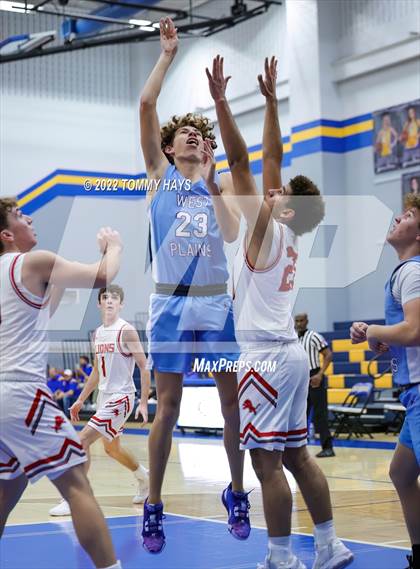 Thumbnail 3 in West Plains vs Ponder (Brock Showcase) photogallery.
