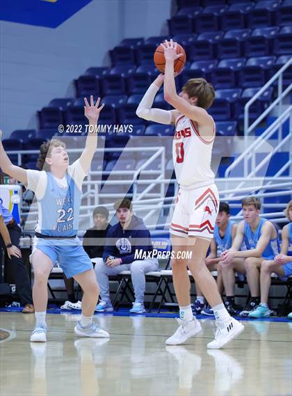 Thumbnail 1 in West Plains vs Ponder (Brock Showcase) photogallery.