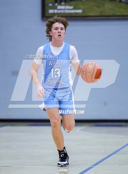 Thumbnail 2 in West Plains vs Ponder (Brock Showcase) photogallery.