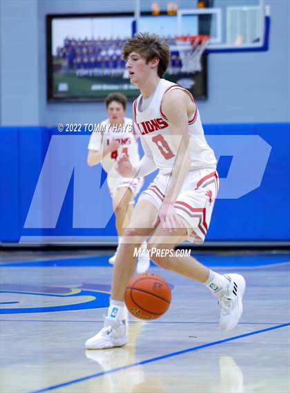 Thumbnail 1 in West Plains vs Ponder (Brock Showcase) photogallery.