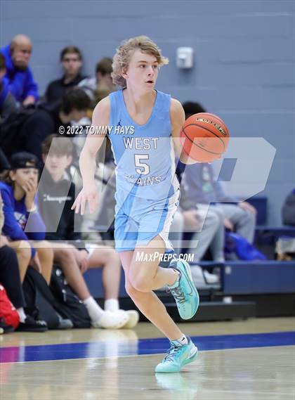 Thumbnail 2 in West Plains vs Ponder (Brock Showcase) photogallery.