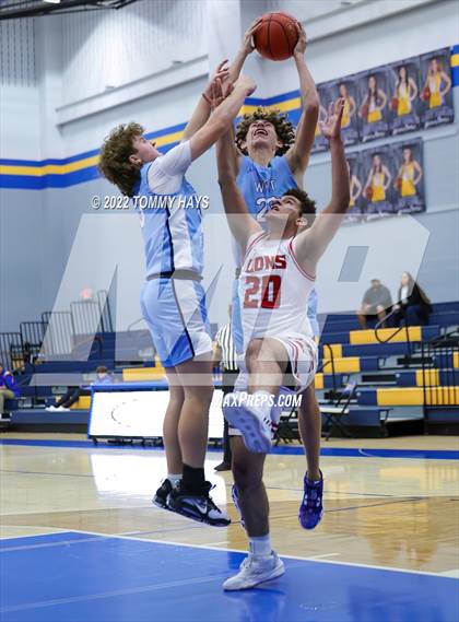 Thumbnail 1 in West Plains vs Ponder (Brock Showcase) photogallery.