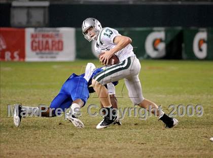 Thumbnail 3 in De La Salle vs. Crenshaw (CIF State Open Division Final) photogallery.